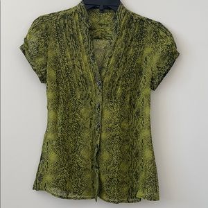 EXPRESS DESIGN STUDIO GREEN SNAKE PRINT SIZE XS